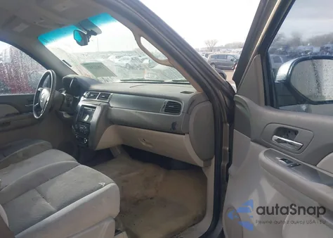 2007 Chevrolet Avalanche 1500 Ls из США, поврежденный, VIN 3GNEC12017G302314